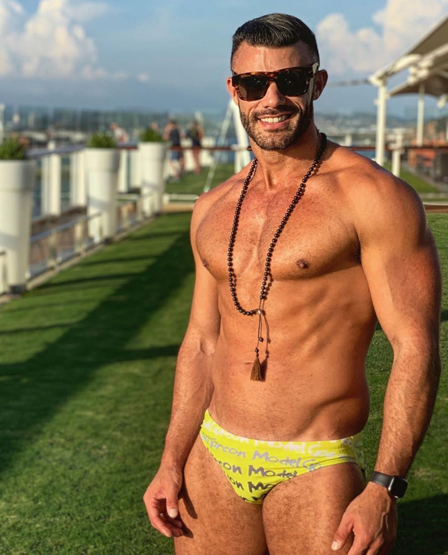 Who wants basic swimwear? No one. You found the sexiest speedo for men –  GARÇON